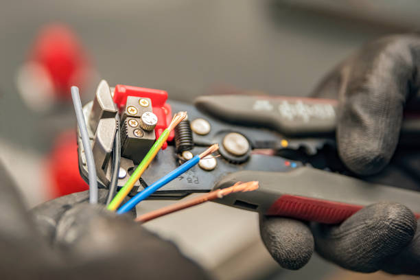 Best Affordable Emergency Electrician  in Parkland, WA